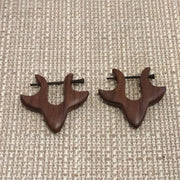 Wooden starfish gauges