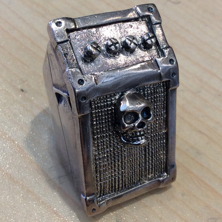 Skull Amp knuckle Ring